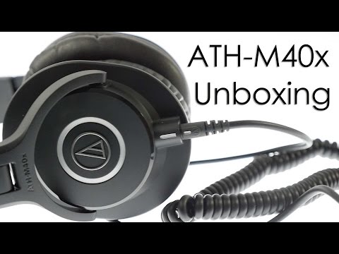>> Audio Technica ATH M40X Headphones Unboxing <<