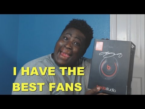 >> Someone Sent Me Beats Headphones! –  MY FIRST FAN MAIL UNBOXING <<