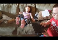 >> My Daughter Unboxing her Chromebook! <<