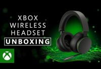Unboxing the Xbox Wireless Headset