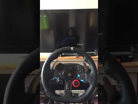 Turn on PS4 and Logitech G29
