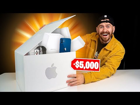 I Bought A 00 Apple Mystery Box!!
